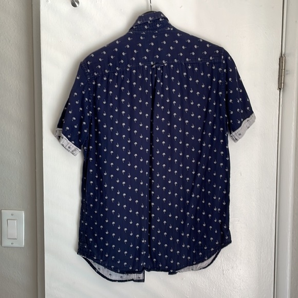 Merona Button Up shirt Palm trees - Picture 4 of 4